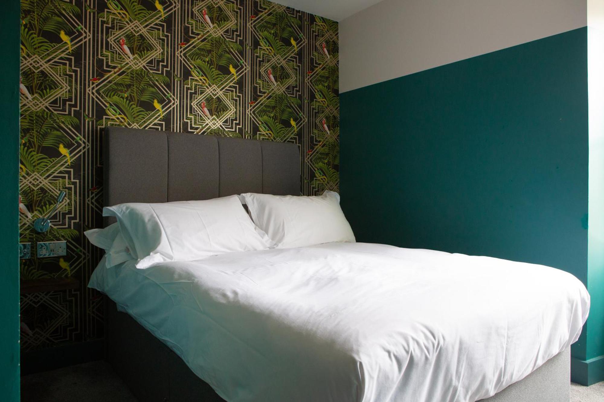 The Crown Rooms Londra Exterior foto