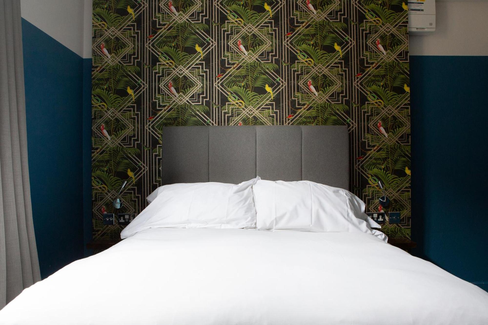 The Crown Rooms Londra Exterior foto